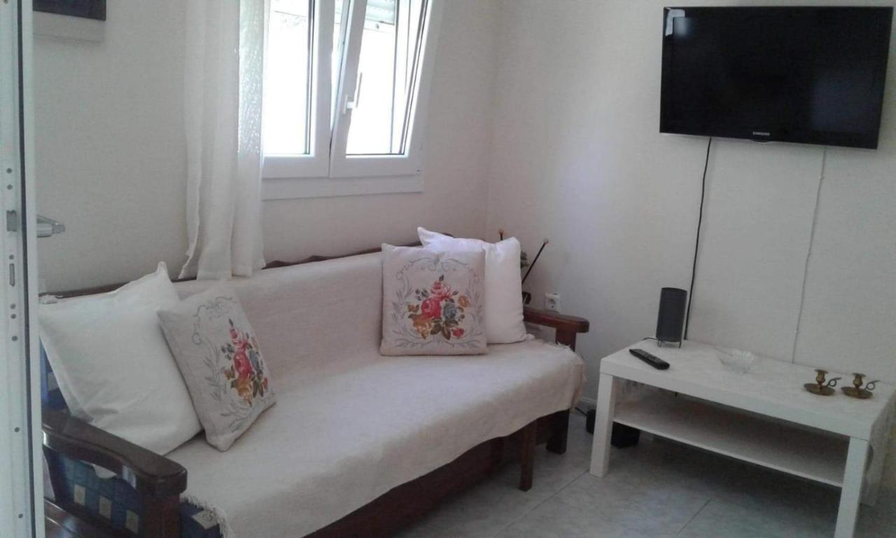 Maria'S Little Apartment Rhodes City Zewnętrze zdjęcie